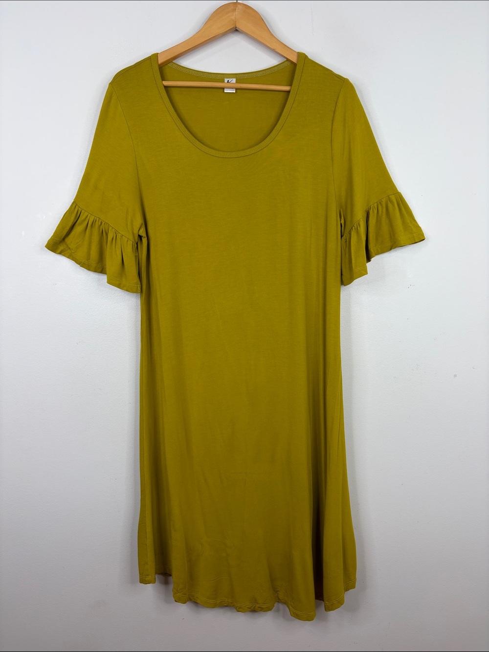 Kindred Clothing Co Dress Womens XL Yellow Bamboo Jersey  Midi Made in Canada